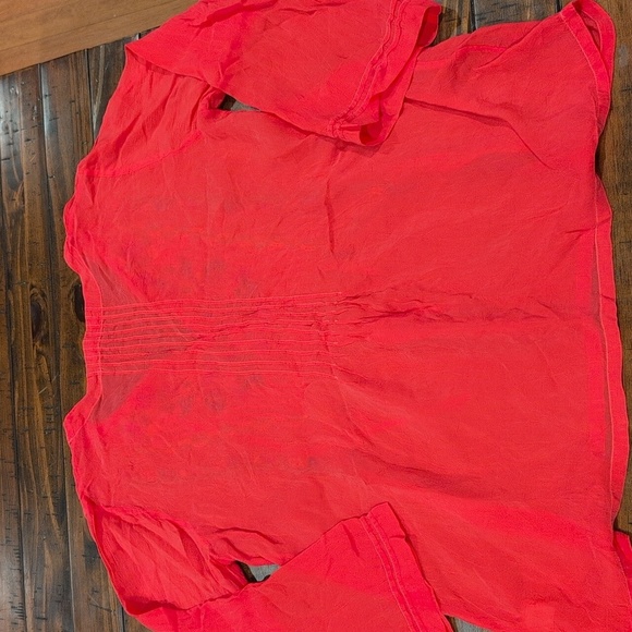 Johnny was embroidered top - Picture 7 of 7